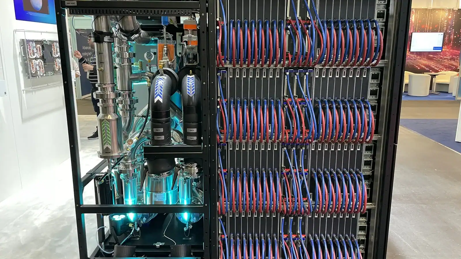 Direct liquid cooling system for high-performance AI data centre racks with advanced thermal management and high-density computing infrastructure.