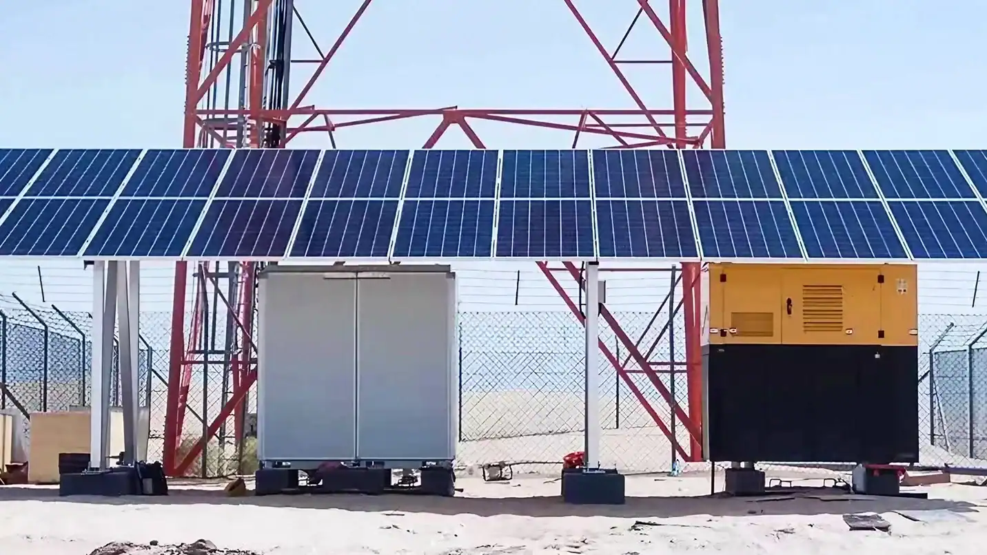 Hybrid telecom site with generator, solar power system, battery storage and grid connection for reliable power supply.