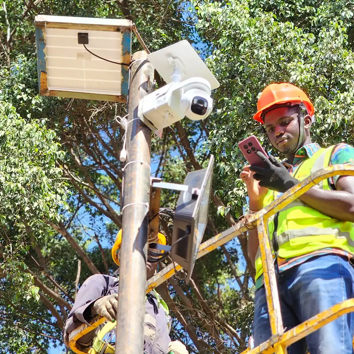 Installation of 4G enabled CCTV security camera.